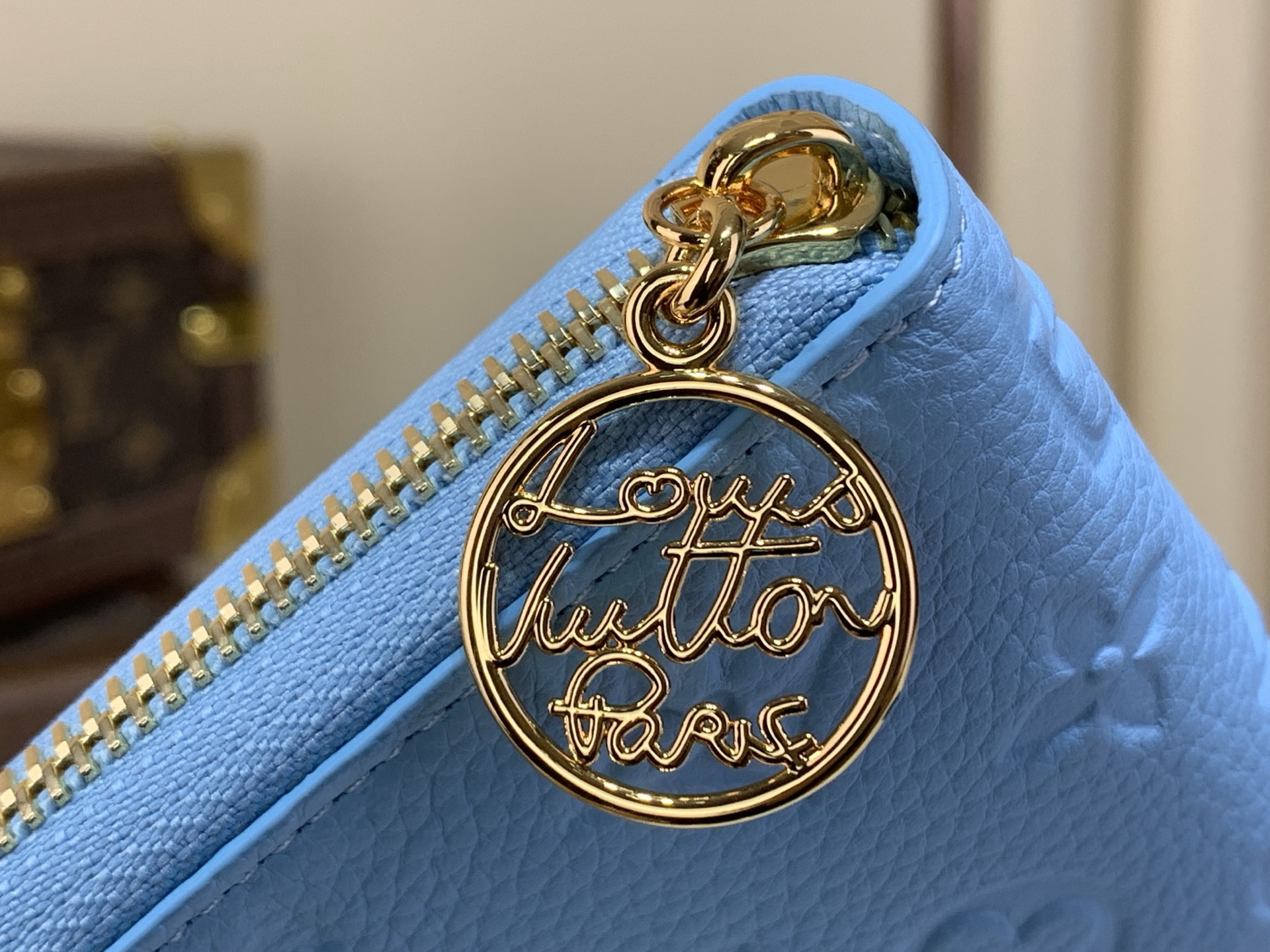 Louis Vuitton M27715 everyday