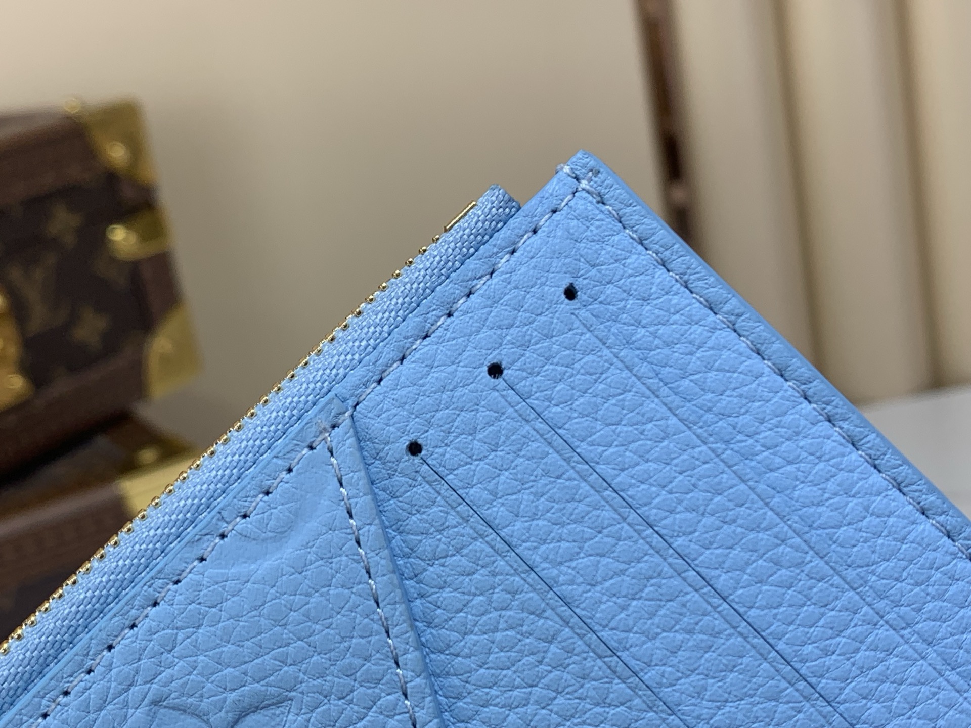 Louis Vuitton M27668 everyday
