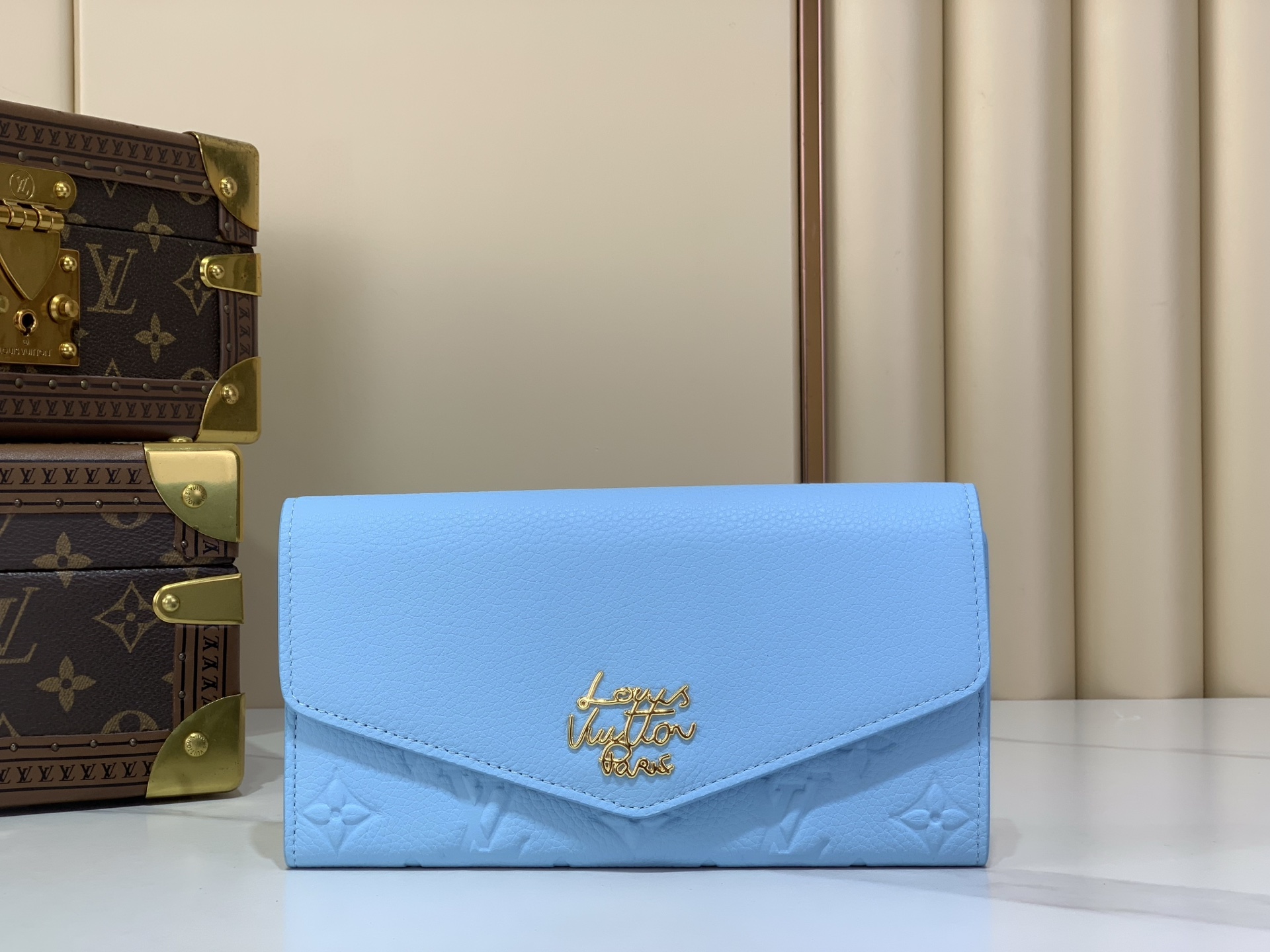 Louis Vuitton M27664 everyday