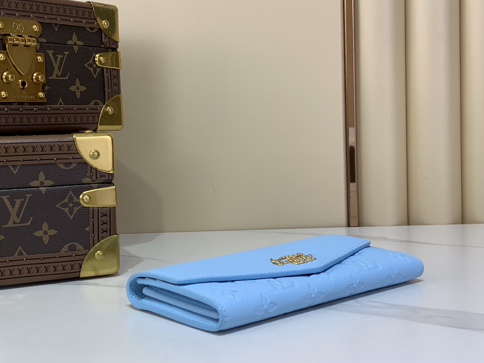 Louis Vuitton M27664 everyday