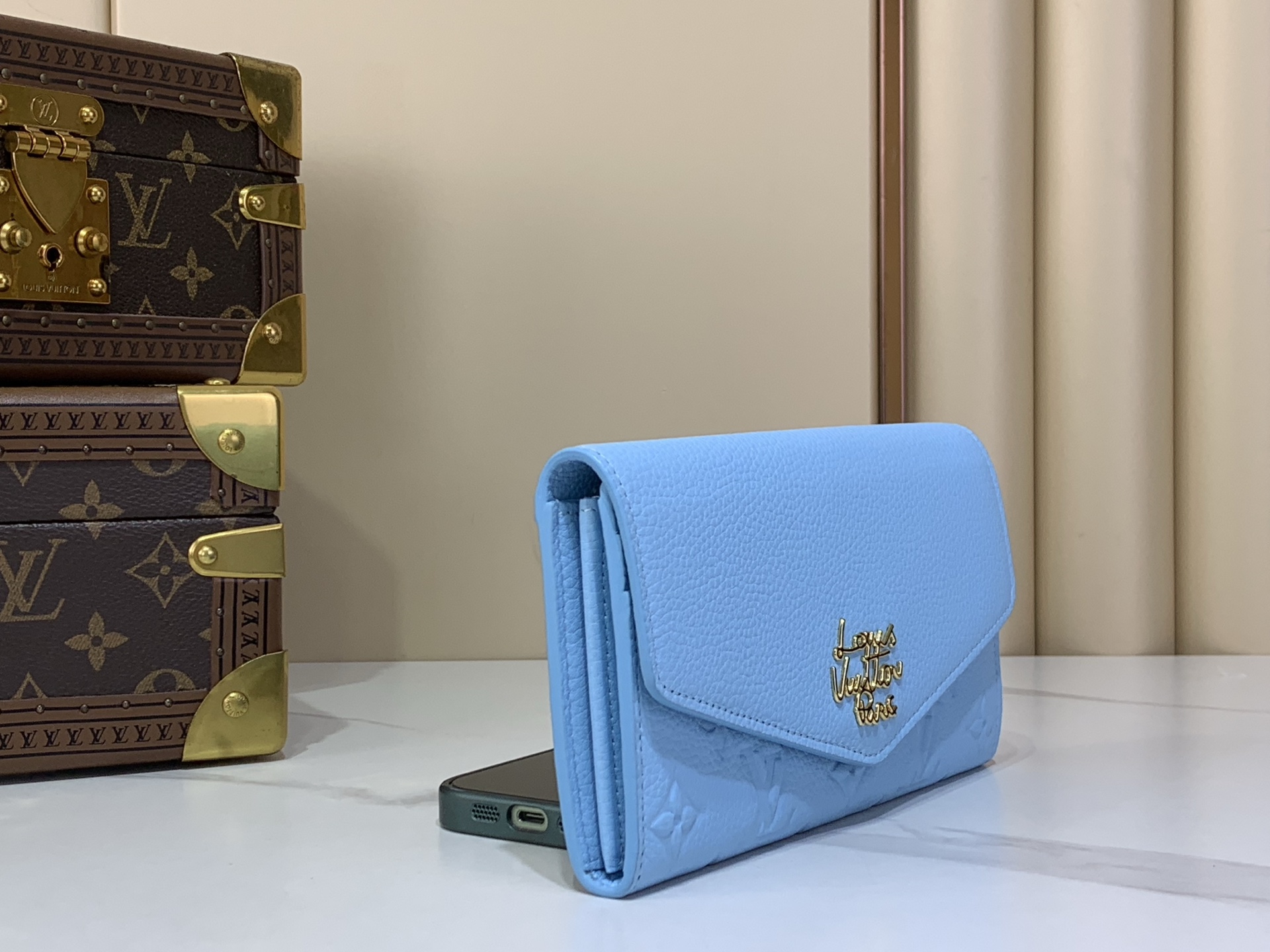 Louis Vuitton M27664 everyday
