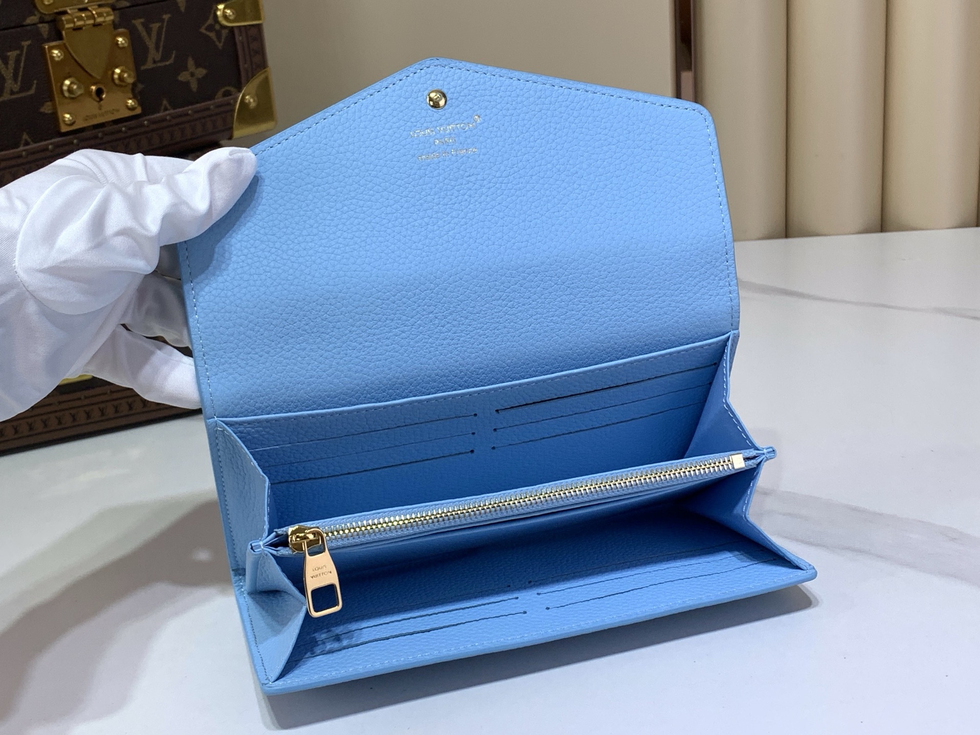 Louis Vuitton M27664 everyday
