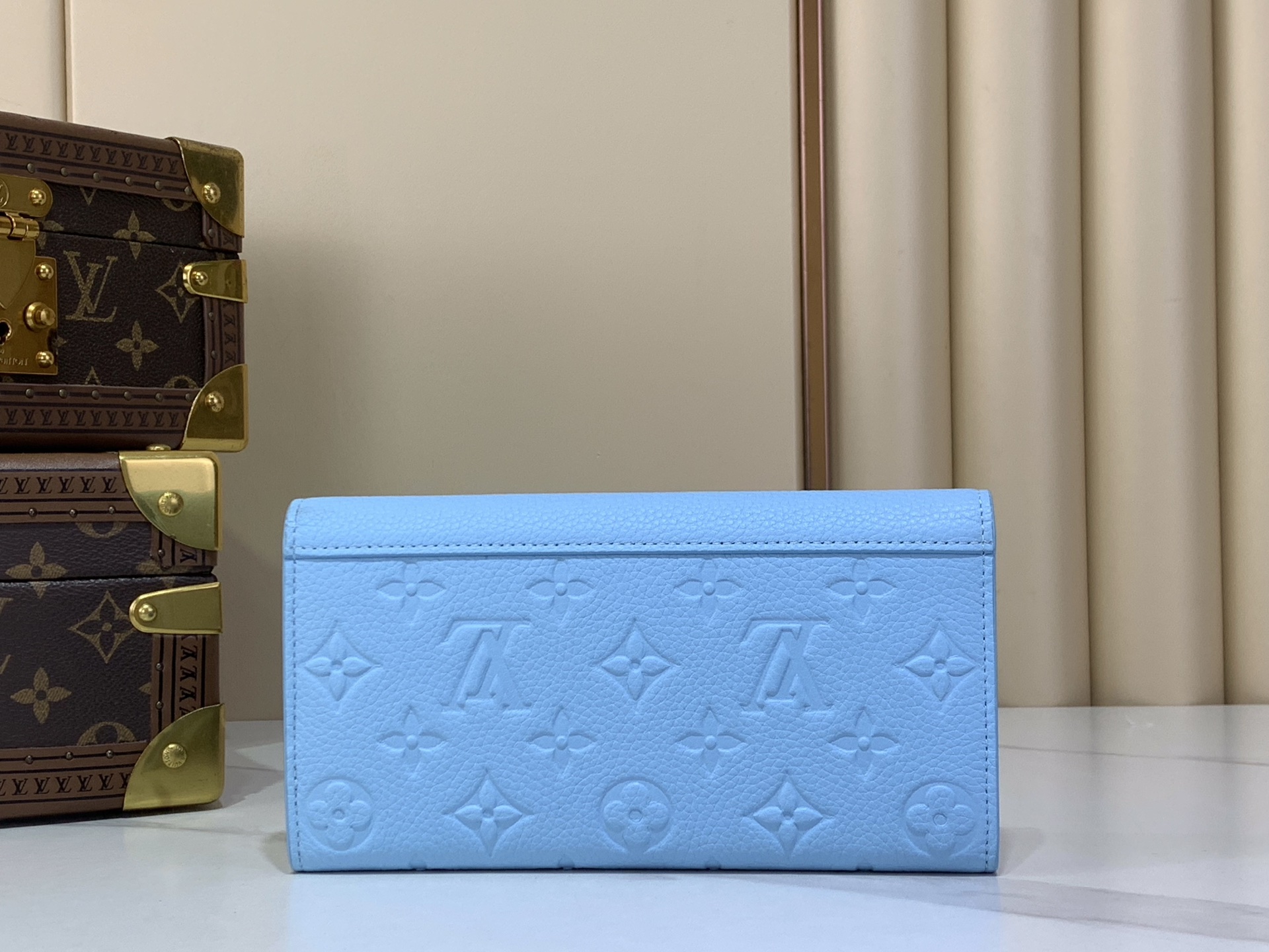 Louis Vuitton M27664 everyday