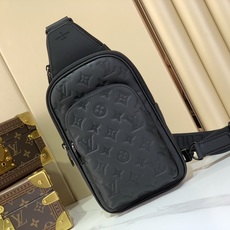 【顶级原单 Avenue Slingbag PM 单肩胸包】M2A354 黑色 (压花) Avenue Slingbag 【顶级原单 Avenue Slingbag PM 单肩胸包】M2A354 黑色 (压花) Avenue Slingbag