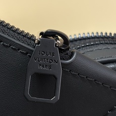 【顶级原单 Avenue Slingbag PM 单肩胸包】M2A354 黑色 (压花) Avenue Slingbag 【顶级原单 Avenue Slingbag PM 单肩胸包】M2A354 黑色 (压花) Avenue Slingbag