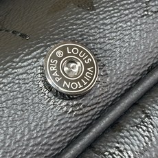 【顶级原单 Bastille 中号 MM 邮差包】M2A192 黑花丝印 Bastille MM由Monogram Mi 【顶级原单 Bastille 中号 MM 邮差包】M2A192 黑花丝印 Bastille MM由Monogram Mi