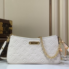 【顶级原单 Liv pochette 链条 手袋】M83001 黑色 M11916 棕色 M3A838 白色 Liv 【顶级原单 Liv pochette 链条 手袋】M83001 黑色 M11916 棕色 M3A838 白色 Liv