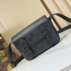 【顶级原单 SATCHEL 迷你斜挎包】M2A259 黑花丝印 本款 Satchel 迷你斜挎包选用 Monogram 【顶级原单 SATCHEL 迷你斜挎包】M2A259 黑花丝印 本款 Satchel 迷你斜挎包选用 Monogram