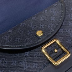 【顶级原单 Vintagelv 中古手袋 】M92693绿色 92692深蓝色 92690灰蓝色 92691树莓粉 92 【顶级原单 Vintagelv 中古手袋 】M92693绿色 92692深蓝色 92690灰蓝色 92691树莓粉 92