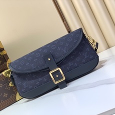 【顶级原单 Vintagelv 中古手袋 】M92693绿色 92692深蓝色 92690灰蓝色 92691树莓粉 92 【顶级原单 Vintagelv 中古手袋 】M92693绿色 92692深蓝色 92690灰蓝色 92691树莓粉 92