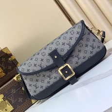 【顶级原单 Vintagelv 中古手袋 】M92693绿色 92692深蓝色 92690灰蓝色 92691树莓粉 92 【顶级原单 Vintagelv 中古手袋 】M92693绿色 92692深蓝色 92690灰蓝色 92691树莓粉 92