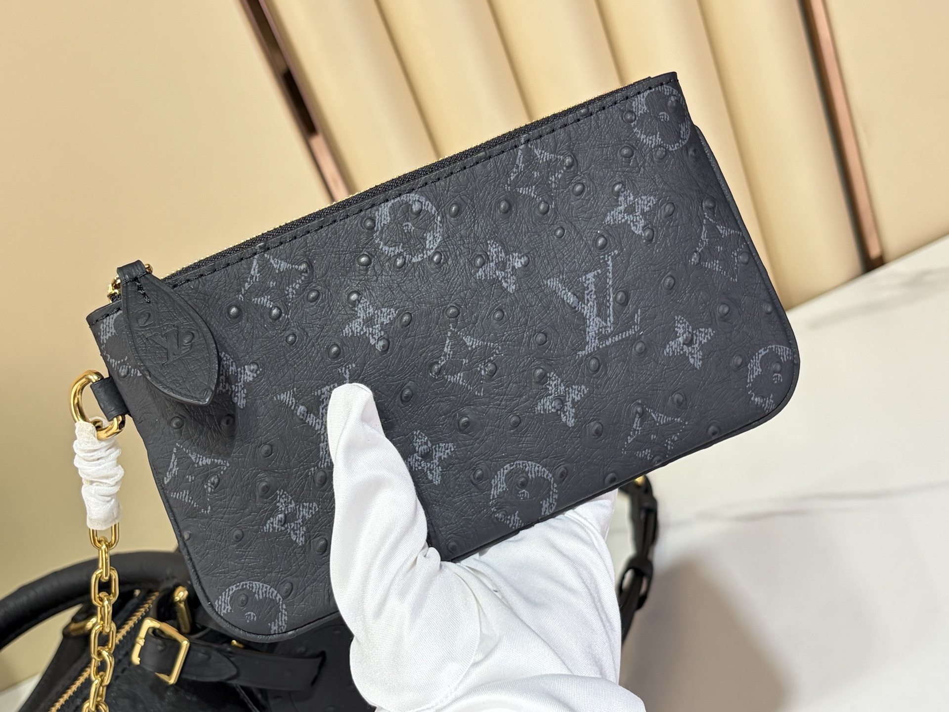 【顶级原单 SPEEDY BANDOULIÈRE 30 手袋 】M24426 黑色/牛皮压鸵鸟纹 本款 Speedy 【顶级原单 SPEEDY BANDOULIÈRE 30 手袋 】M24426 黑色/牛皮压鸵鸟纹 本款 Speedy
