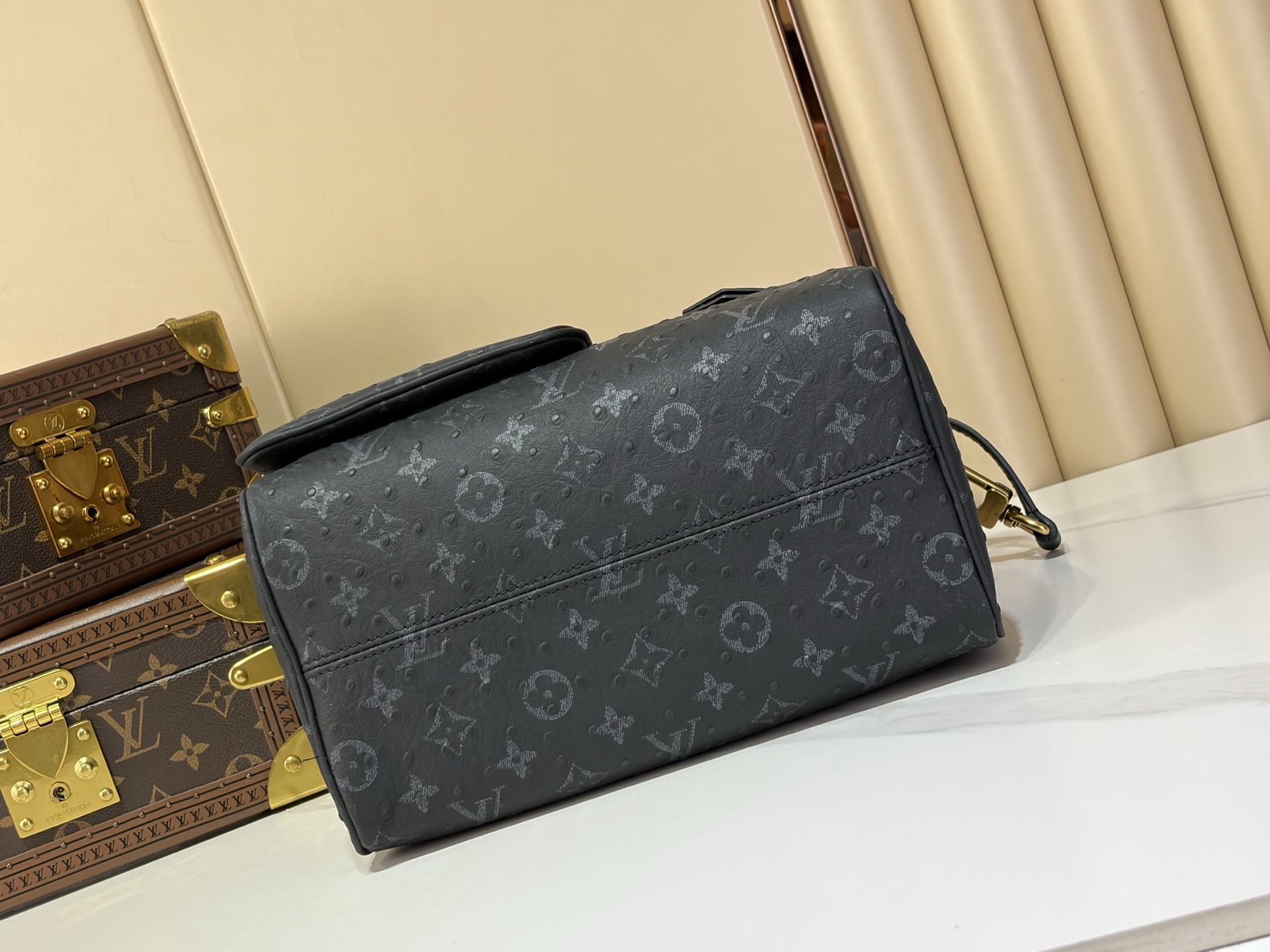【顶级原单 SPEEDY BANDOULIÈRE 25 手袋 】M24426 黑色/牛皮压鸵鸟纹 本款 Speedy 【顶级原单 SPEEDY BANDOULIÈRE 25 手袋 】M24426 黑色/牛皮压鸵鸟纹 本款 Speedy