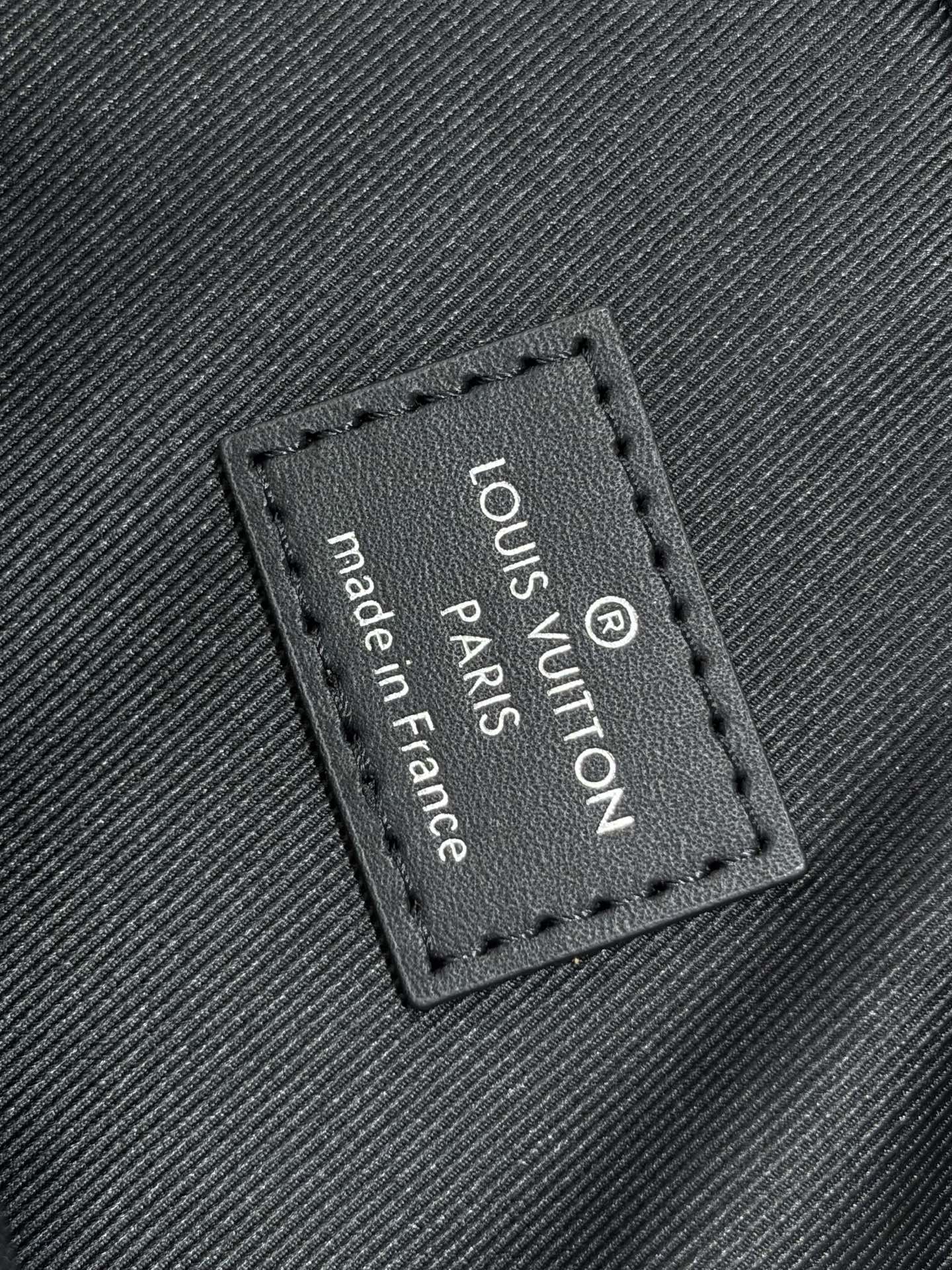 【顶级原单 VOYAGE 公文包-双拉链  】N40485 黑格 Voyage 大号公文包在经典 Attaché 公文包