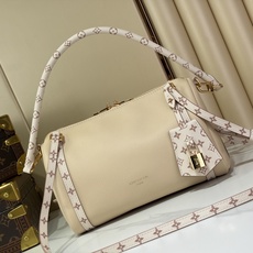 【顶级原单 speedy枕头包 】M2A393沙丘色 全皮 本款 Express 小号手袋堪称都市臻品,其设计灵感源自品 【顶级原单 speedy枕头包 】M2A393沙丘色 全皮 本款 Express 小号手袋堪称都市臻品,其设计灵感源自品