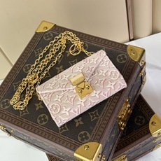 【顶级原单 POUCH METIS 腰带】 M4930Z 粉色(提花) 本款 LV Pouch Metis 腰带以考究笔 【顶级原单 POUCH METIS 腰带】 M4930Z 粉色(提花) 本款 LV Pouch Metis 腰带以考究笔