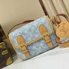 【顶级原单 SATCHEL 迷你斜挎包】M2A647 蓝色/牛仔 本款 Satchel 迷你斜挎包以 Monogram 【顶级原单 SATCHEL 迷你斜挎包】M2A647 蓝色/牛仔 本款 Satchel 迷你斜挎包以 Monogram