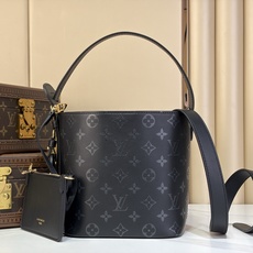 【顶级原单ALL IN BB 手袋 】M3A156 黑花丝印 本款 All In BB 手袋出自 Monogram In 【顶级原单ALL IN BB 手袋 】M3A156 黑花丝印 本款 All In BB 手袋出自 Monogram In