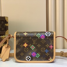 【顶级原单 SATCHEL 迷你手袋】 m26805 复古/缤纷彩色(pvc) 本款 Satchel 迷你手袋出自 Mo 【顶级原单 SATCHEL 迷你手袋】 m26805 复古/缤纷彩色(pvc) 本款 Satchel 迷你手袋出自 Mo