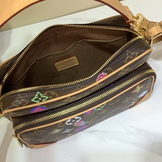 【顶级原单 NIL 邮差包 】 m14016 复古/缤纷彩色(pvc) Nil 手袋时尚小巧,属于 Monogram A 【顶级原单 NIL 邮差包 】 m14016 复古/缤纷彩色(pvc) Nil 手袋时尚小巧,属于 Monogram A