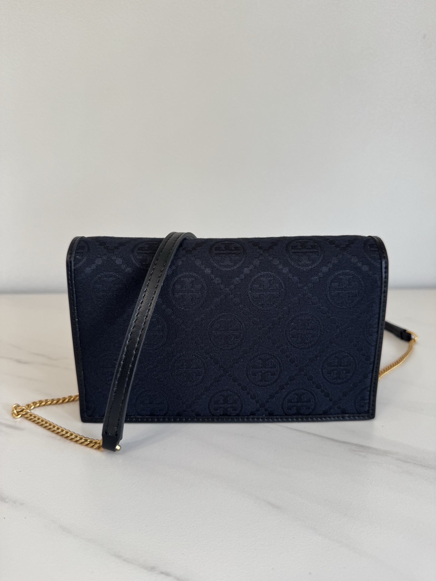 Tory Burch ～Tory Burch23年新款T Monogram系列单肩信封包 风琴款式 实用百搭