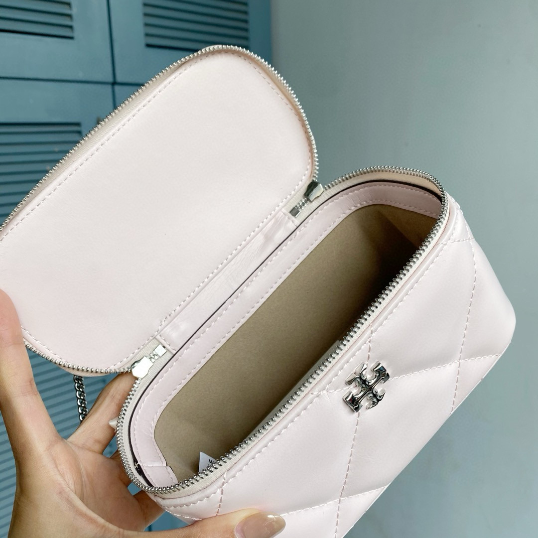 Tory Burch ～Tory Burch新款Kira化妆盒子包 牛皮材质柔软经久耐用 菱格形绗缝立体蓬松