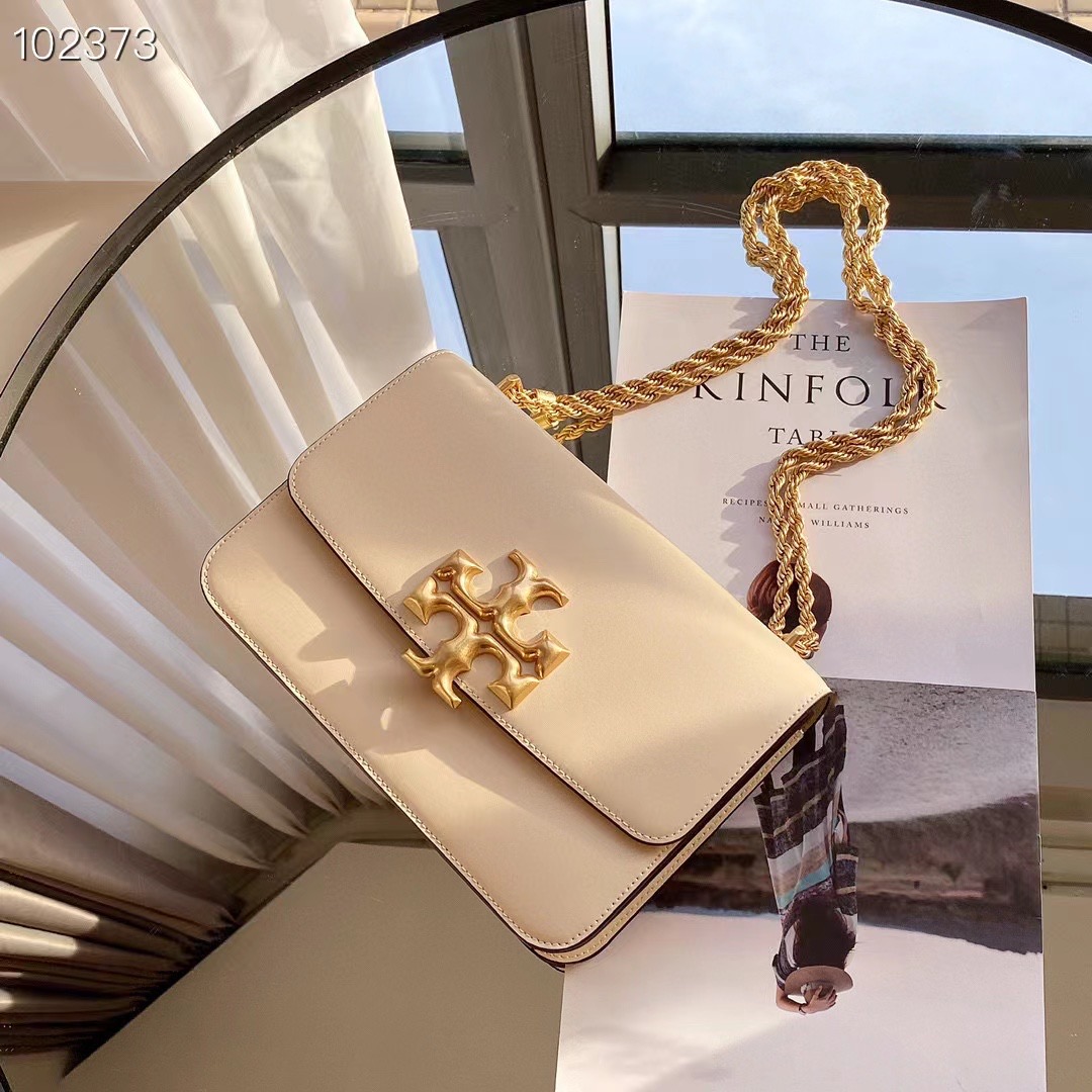 Tory Burch ～TB新款大号豆腐包 四个颜色 黑色、酒红色、棕色、米白 链条可以单肩和斜挎两用