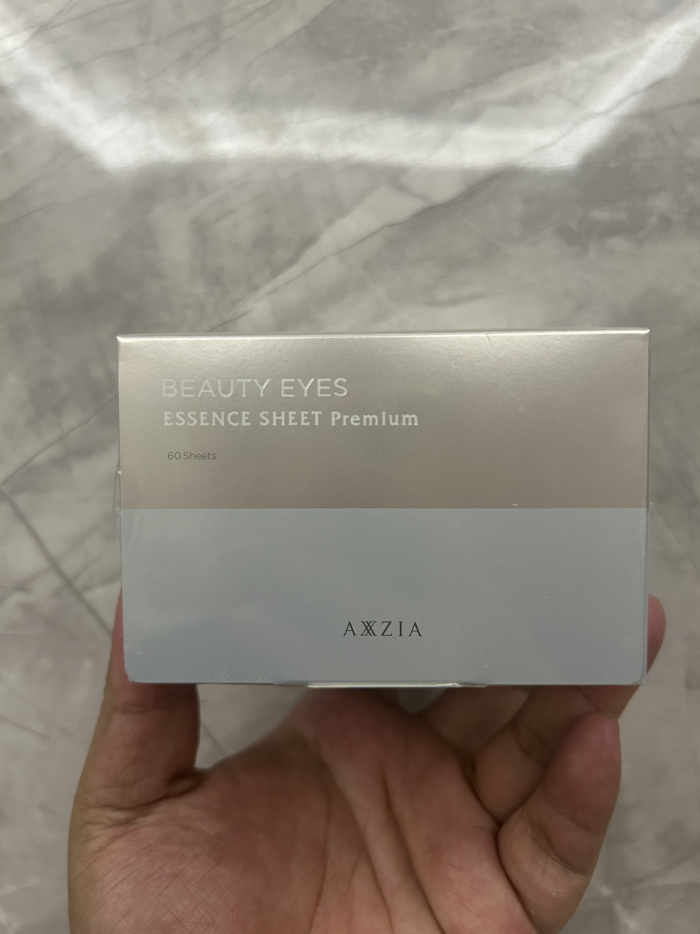 ¡Mascarilla de ojos de 4D de Azi! Caja de 60 láminas. Cada lámina cuida todo el contorno. ¡Contra trasnochar demasiado,…