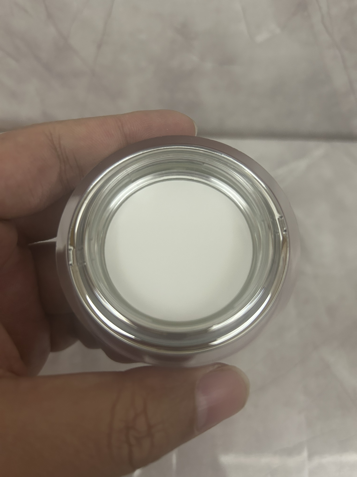 ✨70包
莱伯妮铂金面霜小样15ml！