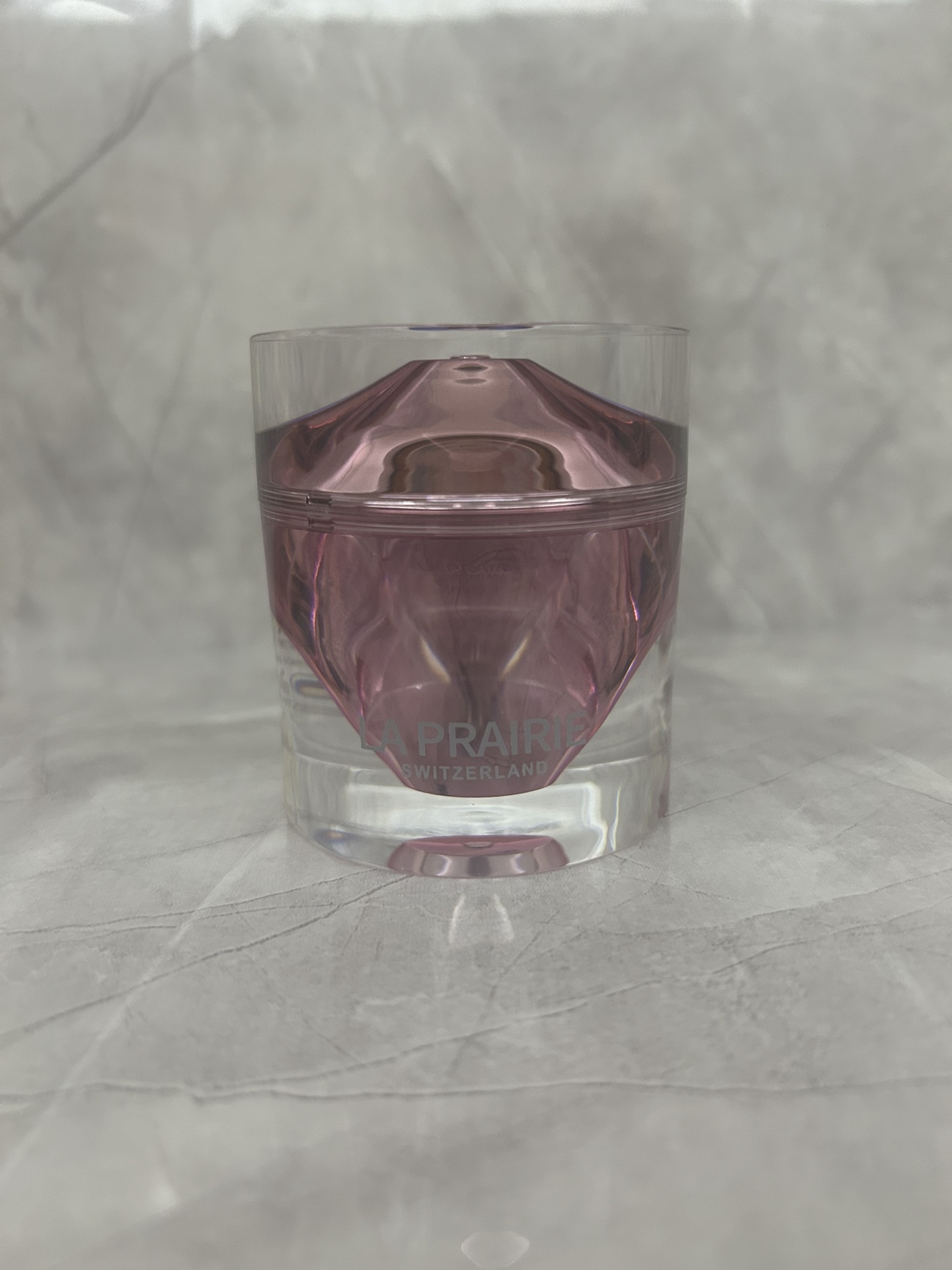 ✨70包
莱伯妮铂金面霜小样15ml！