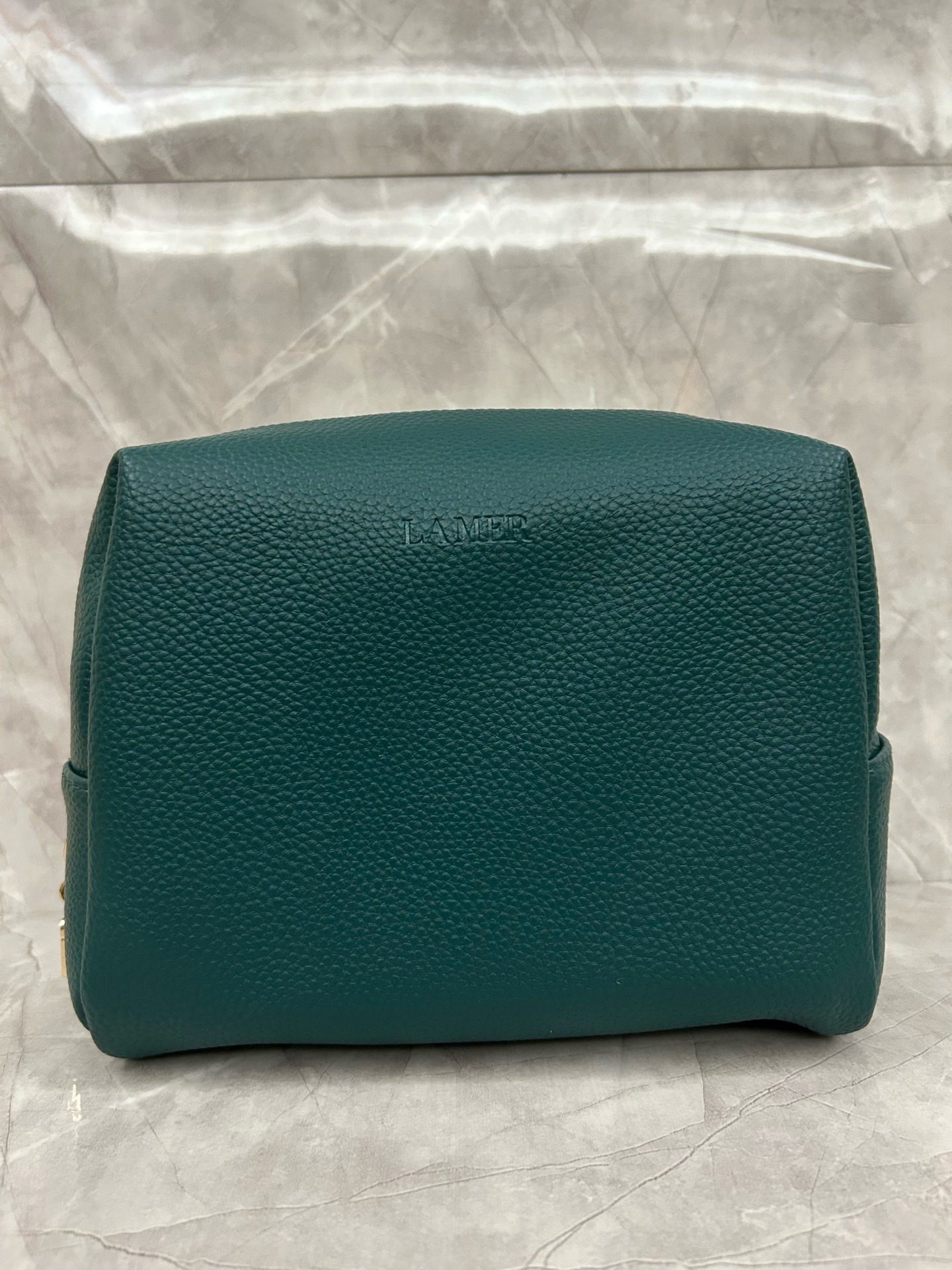 NO:809878,La Mer Miracle Cream Sample Set of Five with Green Cosmetic Bag!  Contains 7ml*5, skin care products, cosmetic bags & cases19860909海蓝之谜神奇面霜小样五件套带绿色化妆包！内含7ml*5,护肤品,cosmetic bags & cases,accessory