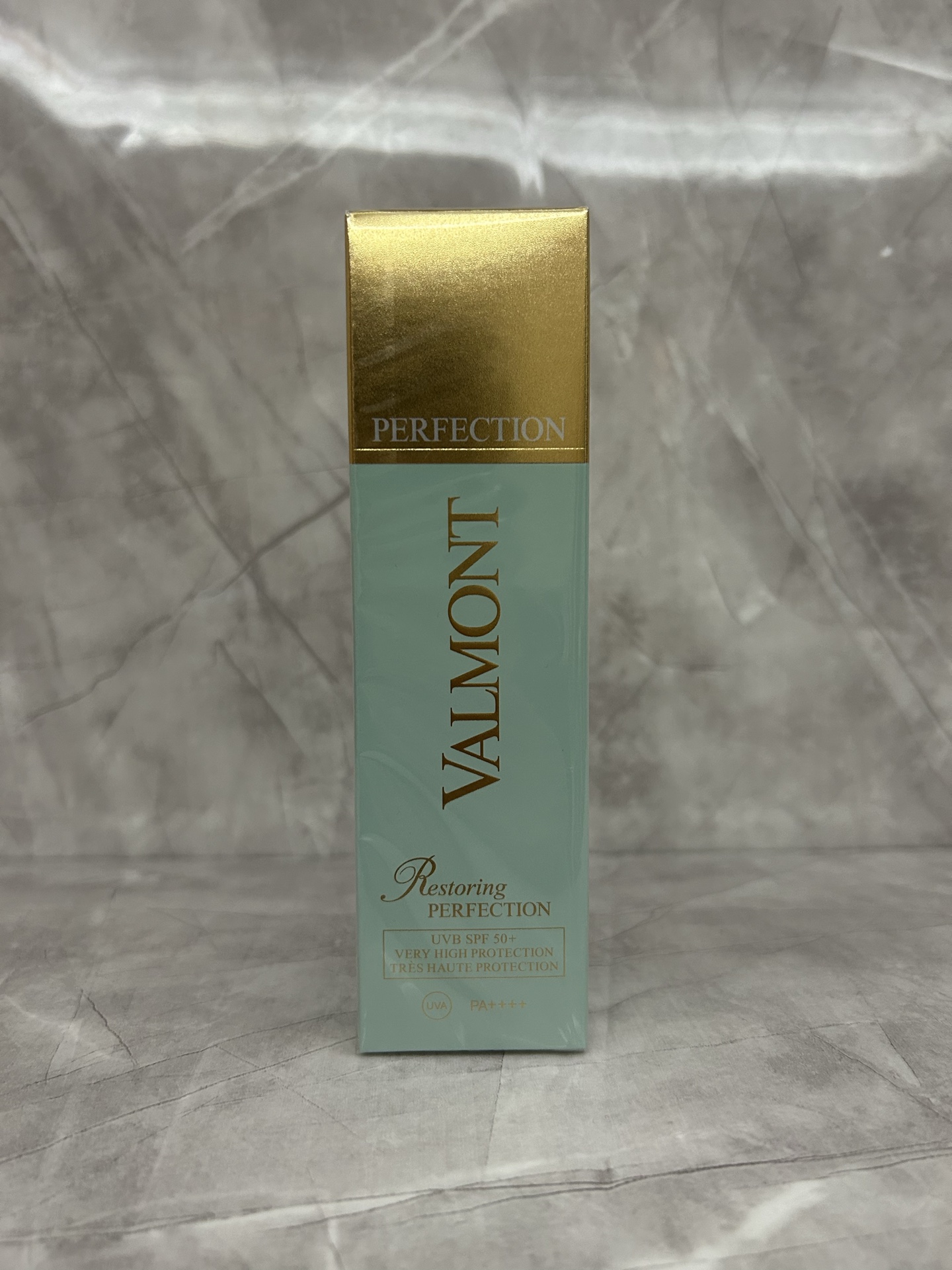Protector solar Valmont 30ml! Protector solar S+ de textura ligera y luminosa, con fórmula única que combina protección…