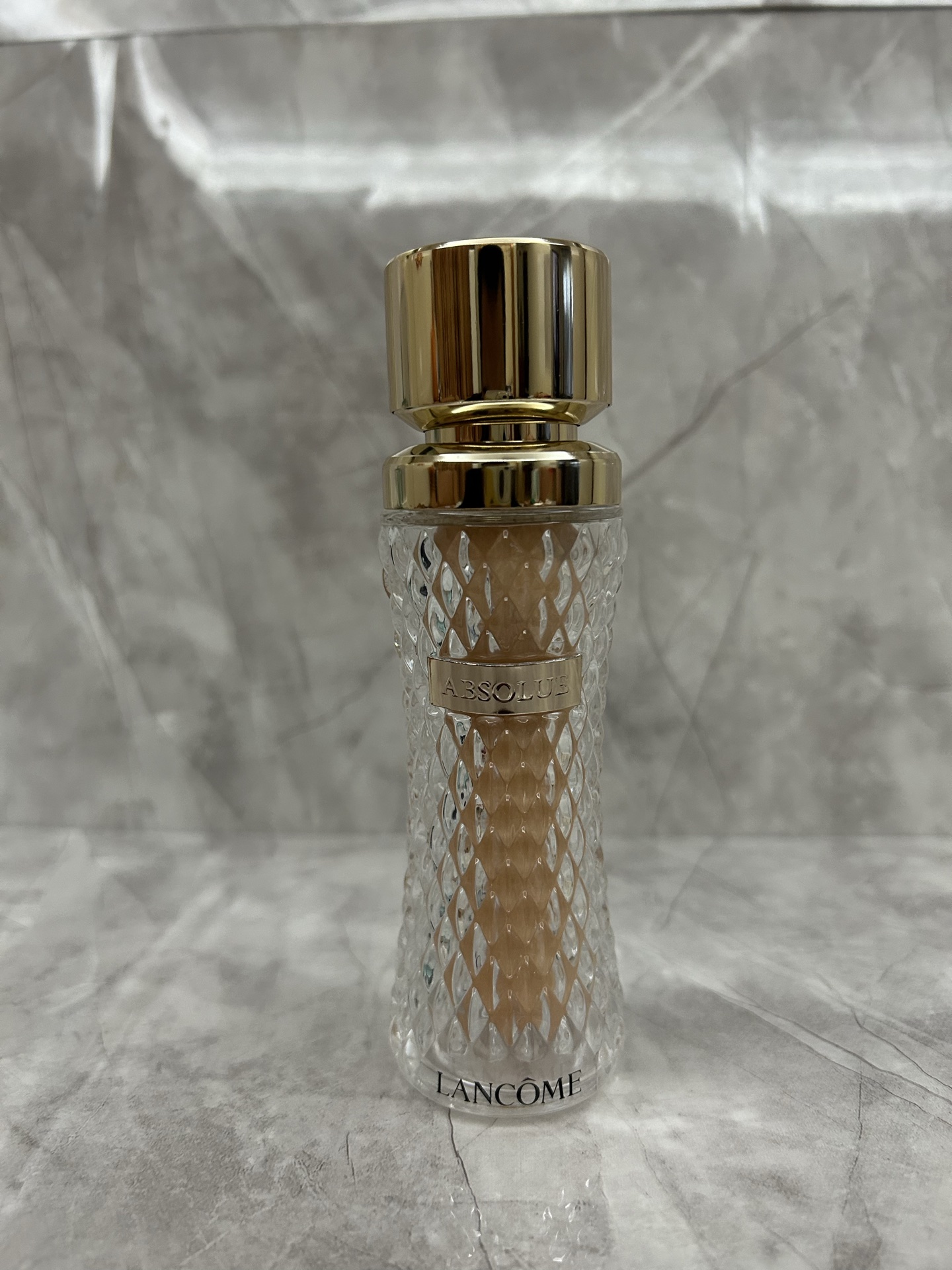 通/135💰
兰蔻箐纯粉底液新版明通版35ml！色号：90#，100#，110#。
