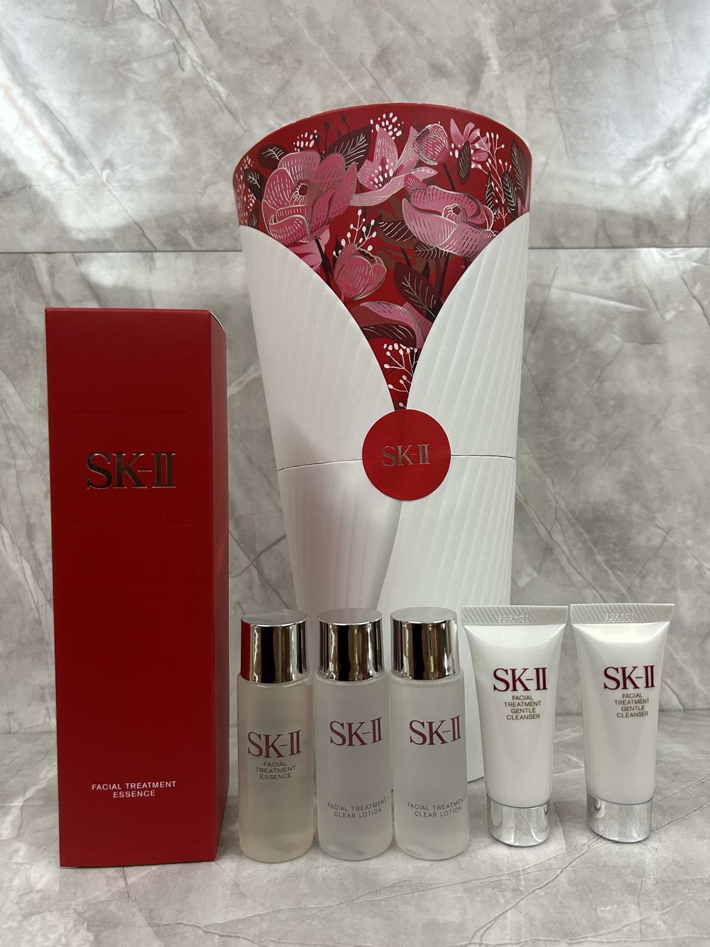 290. Set de seis piezas SK-II Facial Treatment Essence con ramo 🔜 Versión Mingtong, alta calidad❗️🇯🇵 SK-II set de se…