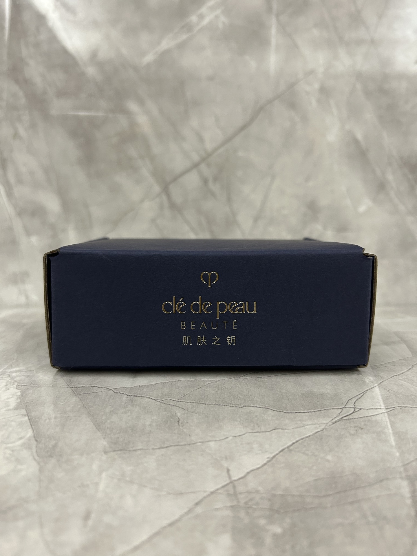 NO:939034,CPB facial cleanser sample set of two!  Contains 20ml*2. Refreshing type + moisturizing type. Skin care products trendy department store19860909CPB洗面奶小样两件套！内含20ml*2.清爽型+滋润型.,护肤品潮品百货,accessory