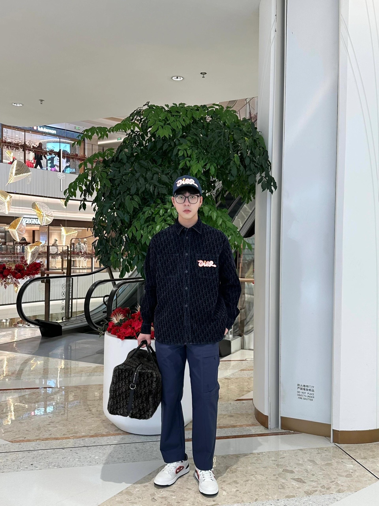 NO:316065,Little brother upper body effect, alexander wang19860909小哥哥上身效果,,alexander wang,Women's clothing