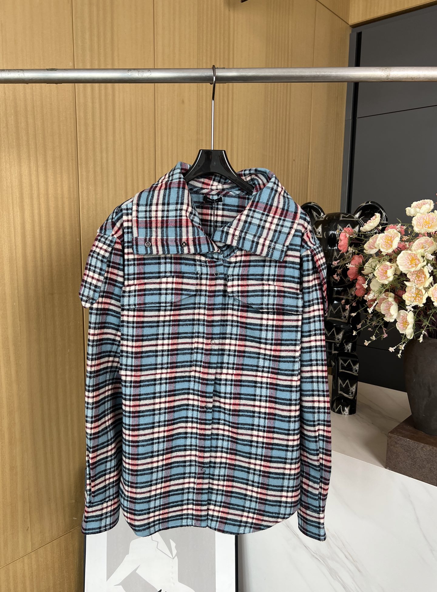 NO:316655,R13 Spring and Summer New Style, Retro Stand Collar Large Pocket Plate Shirt, Same Color plaid on the chest, and Shoulder Ejaculation as Details, Casual Style, Same Model for Men and Women Size SMLXL, Shirts, Alexander Wang19860909R13 春夏新款 工装风复古立领大口袋格纹衬衫、胸前同色格纹大口袋以及肩部肩章作为细节点缀、休闲版型、男女同款 码数SMLXL,,shirts,alexander wang,Women's clothing
