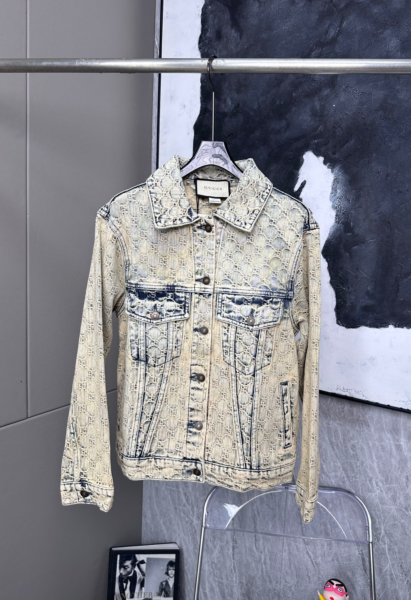 NO:317210,Special S-10 M-35 L-34 XL-42 Gucci Aging Effect Denim Jacket, Gucci, Jackets & Coats, Alexander Wang19860909特 S-10 M-35 L-34 XL-42 Gucci做旧效果牛仔外套,,gucci,jackets & coats,alexander wang,Women's clothing