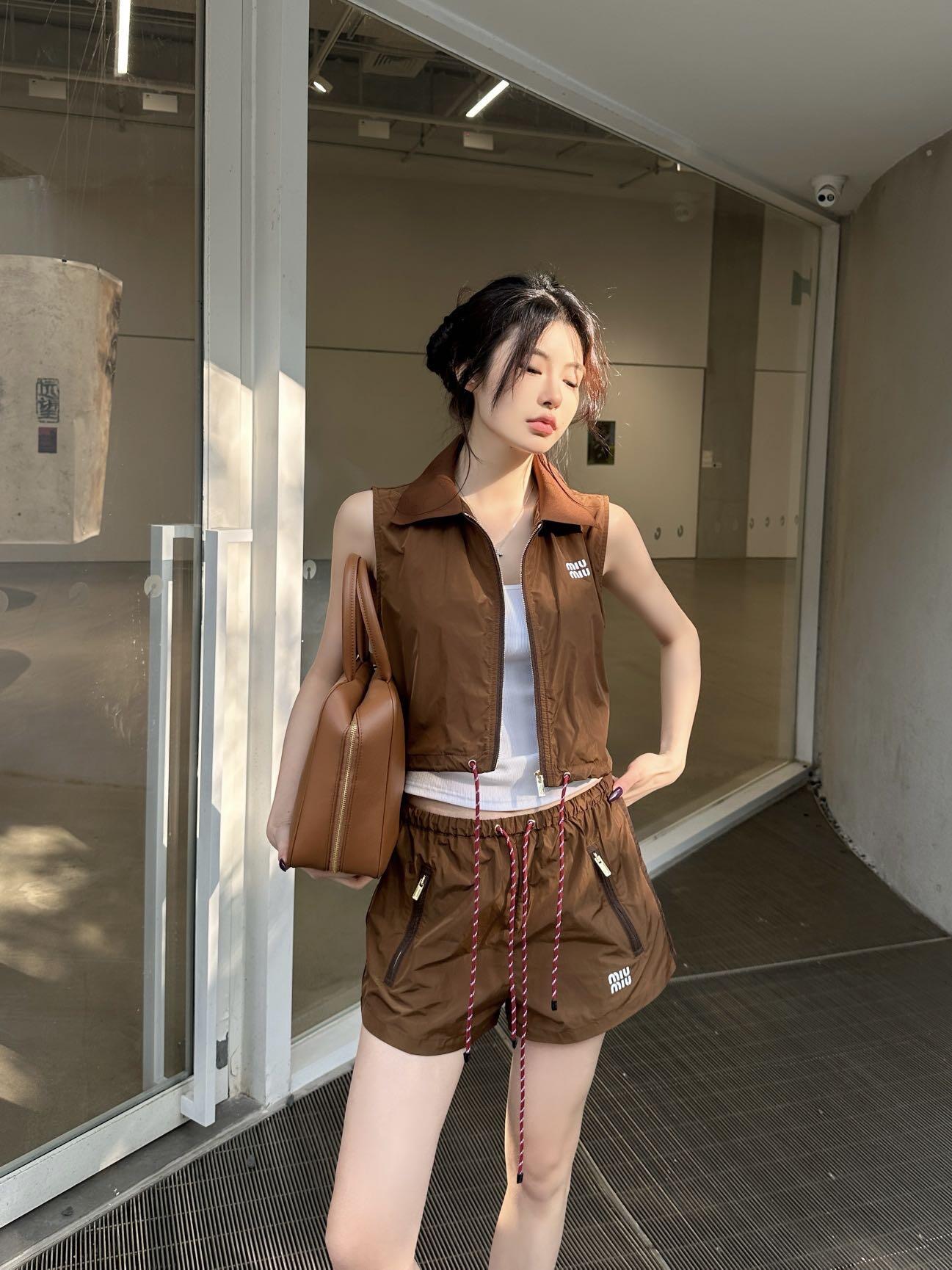 NO:323404,Alexander wang19860909小姐姐上身效果,,alexander wang,Women's clothing