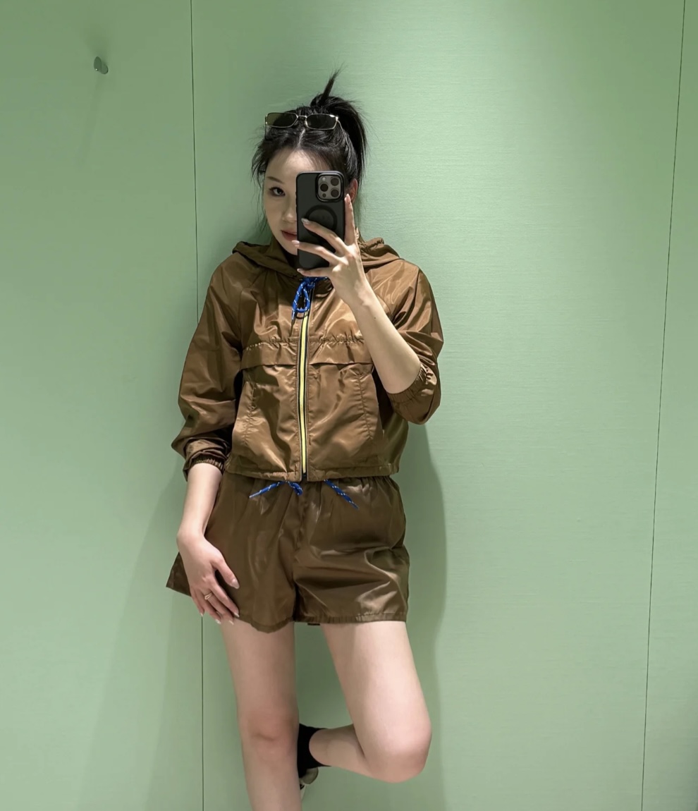 NO:321184,A young lady with a set of upper body, alexander wang19860909小姐姐一套上身,,alexander wang,Women's clothing