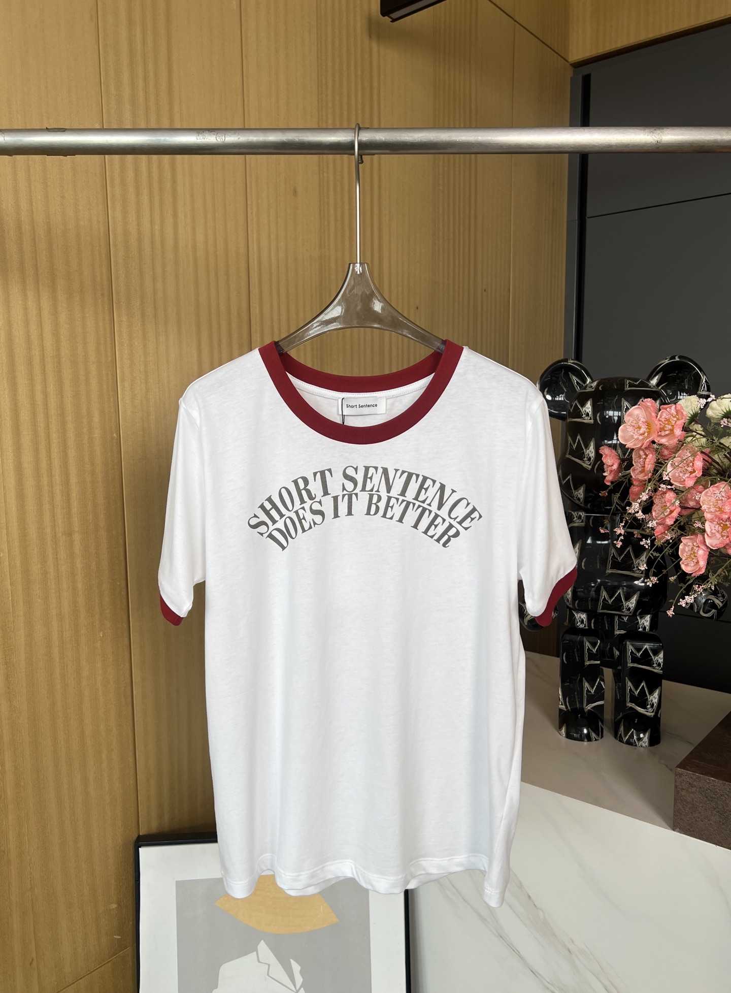NO:323373,SHORT SENTENCE summer design contrasting color fit T-shirt, simple letter printing on the chest, red and white design showing the pink and tender girl's heart. SML, tees, t-shirt, alexander wang19860909SHORT SENTENCE年夏日设计撞色合身T恤,胸口简单字母印花,红色撞白色设计巨显粉嫩少女心 码数SML,,tees，t-shirt,alexander wang,Women's clothing