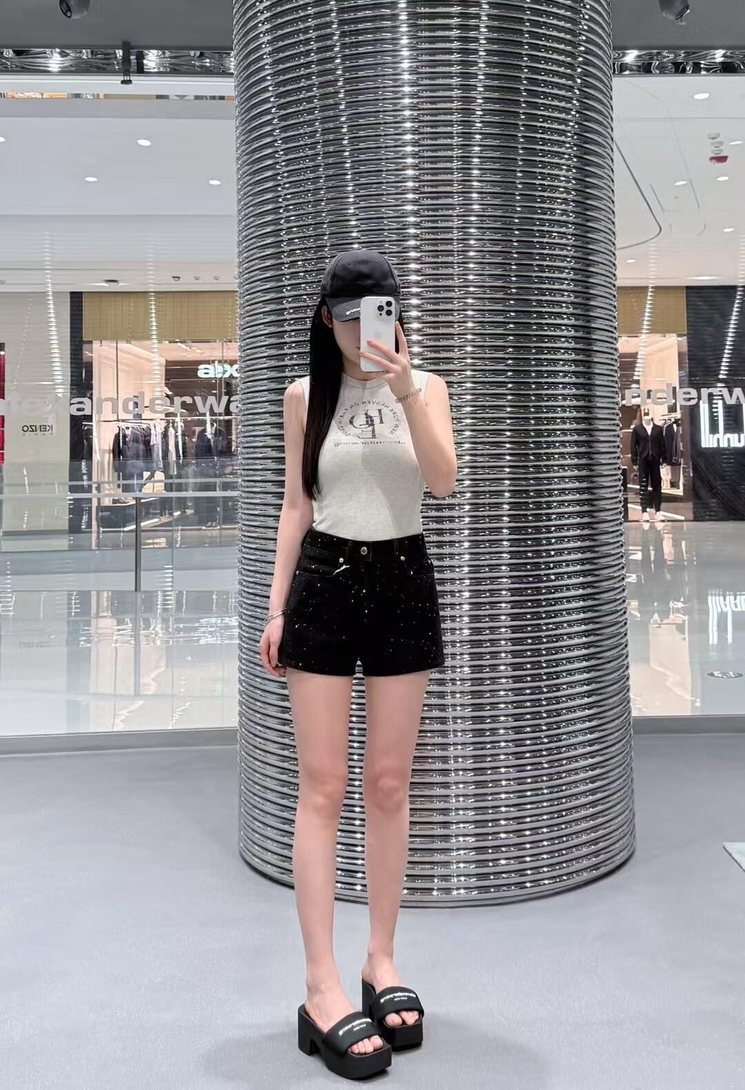 NO:323394,Young lady, alexander wang19860909小姐姐上身,,alexander wang,Women's clothing