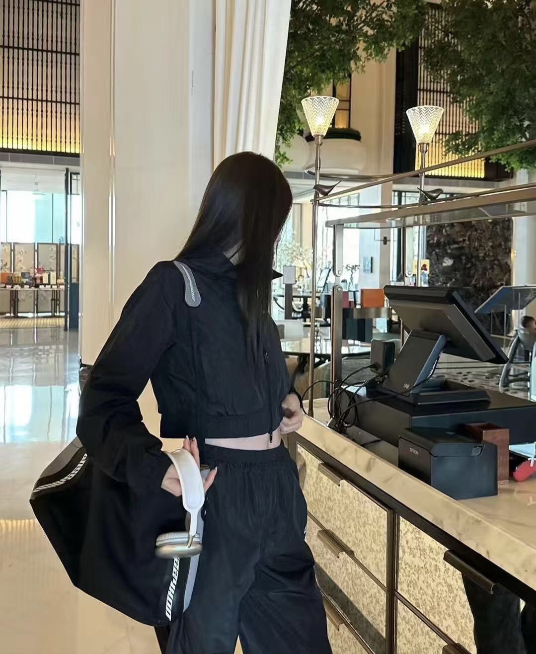 NO:318904,Alexander wang19860909小姐姐上身效果,,alexander wang,Women's clothing