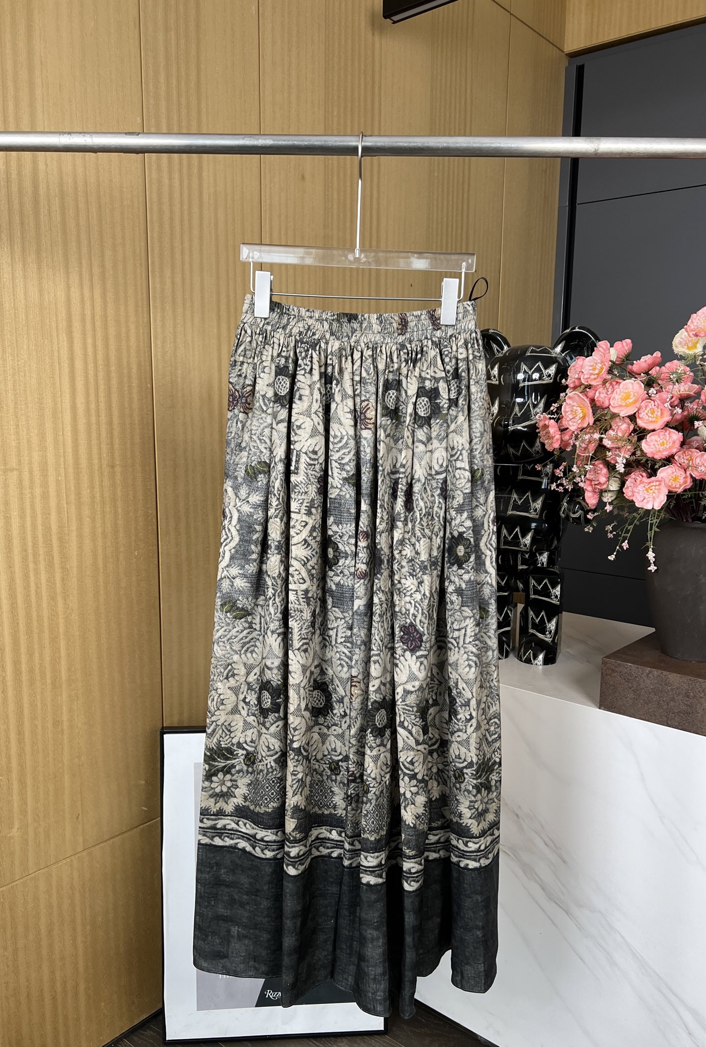 NO:331957,Into The East Spring and Summer New Style Line Vintage Printed Skirts, Indigo Flowers, Rattan Prints, Elastic Waist, Comfortable and Breathable, Use Linear Fabric, Casual Style SML, Skirts, Alexander Wang19860909Into The East 春夏新款 亚麻复古印花半裙、靛蓝花藤印花、松紧腰围、穿着舒适又透气、采用 亚麻面料、休闲版型 码数SML,,skirts,alexander wang,Women's clothing