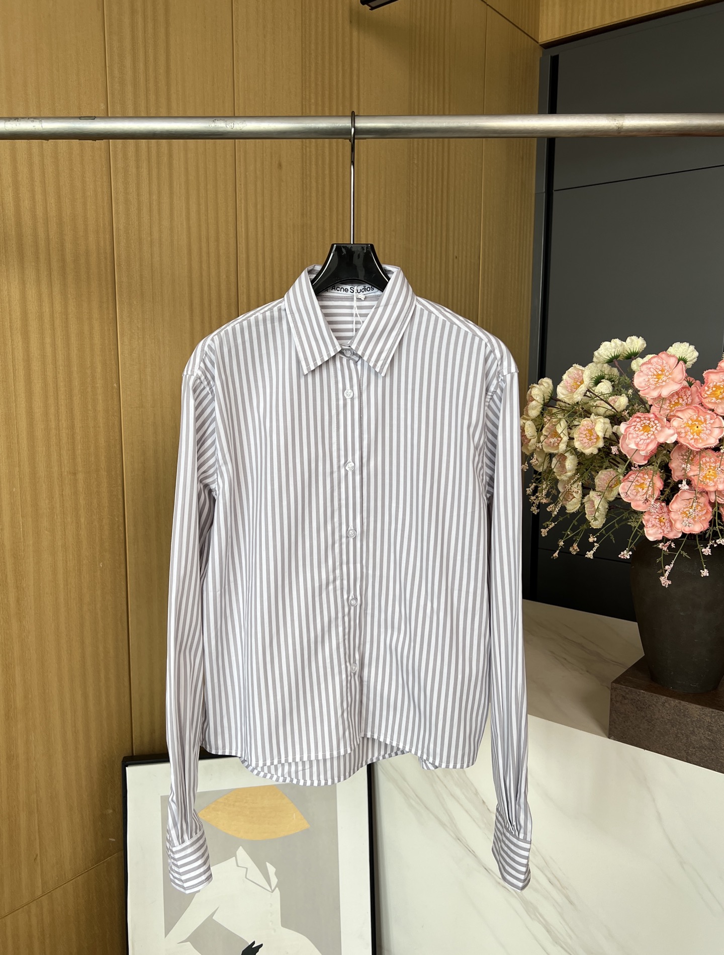 NO:415474,Acne Studios New early spring style Lapel print letters simple striped shirt, button closure, letter print on the back, casual style SML, acne studios,dior,shirts,alexander wang19860909Acne Studios 早春新款 翻领印花字母简约条纹衬衫、纽扣闭合、后背有字母印花、休闲版型 码数SML,,acne studios,dior,shirts,alexander wang,Women's clothing