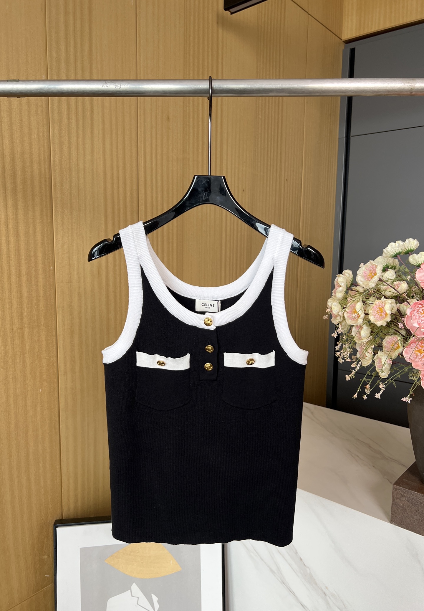 NO:415483,Celine Spring and Summer New Style Round Neck Contrast Double Pocket Knitted Vest Sling, 2 Patch Pockets on the Boobs, Contrast Rib Trim Casual Style SML, celine, alexander wang19860909Celine 春夏新款 圆领撞色双口袋针织背心吊带、胸前2个贴袋、撞色罗纹饰边休闲版型 码数SML,,celine,alexander wang,Women's clothing