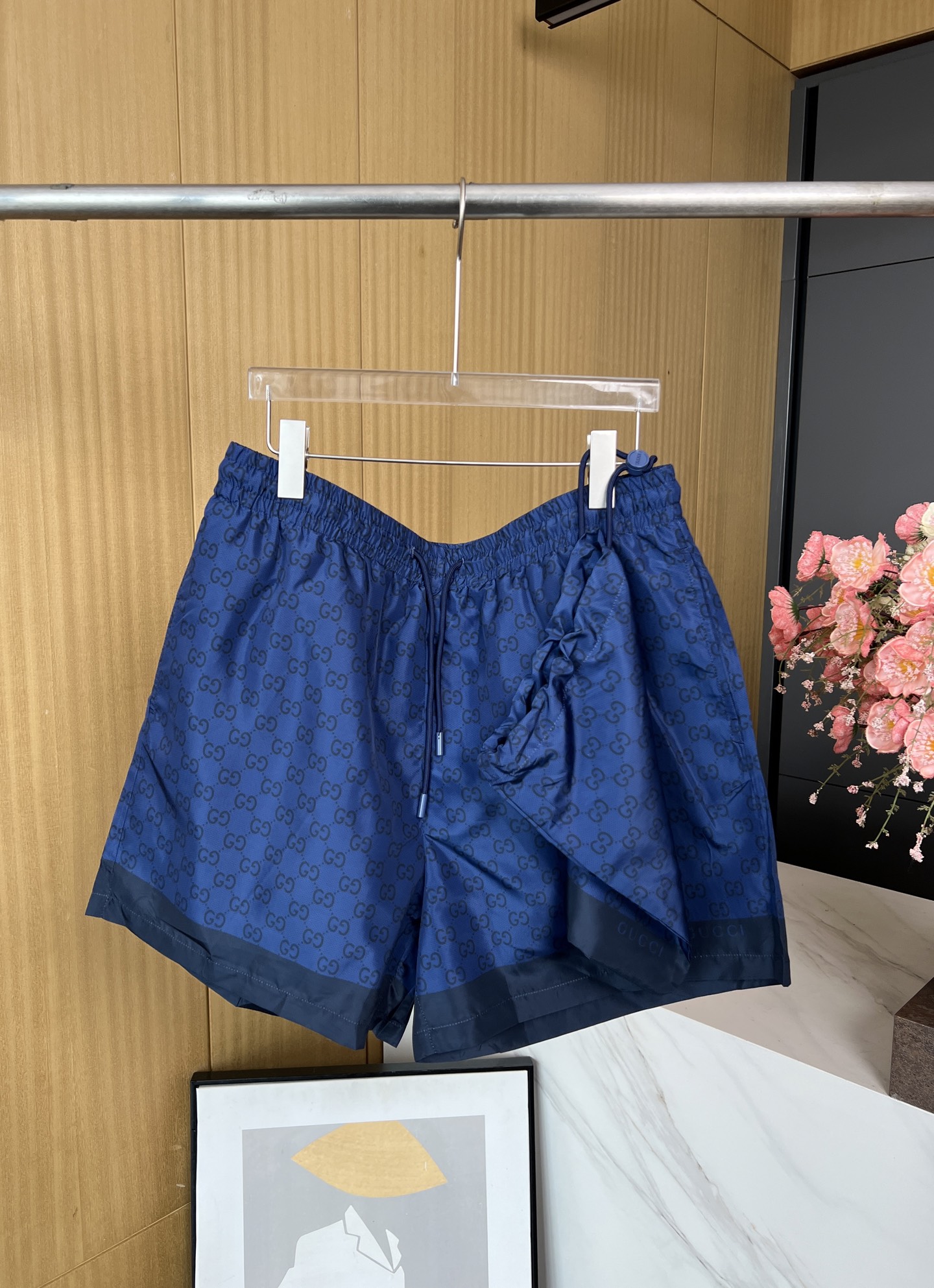 NO:433632,Men's Gucci Spring and Summer New Double G Jacquard Shorts, Custom Blue Jacquard Fabric, Classic Double G Interlocking Logo, Elastic Elastic Band waist design, Classic Style, Not Picky S M L XL,,gucci, shorts, alexander wang19860909男款Gucci 春夏新款 双G提花短裤、定制蓝色提花面料、满身经典双G互扣logo、松紧弹力带腰围设计、经典版型 不挑人穿 码数S M L XL,,gucci,shorts,alexander wang,Women's clothing