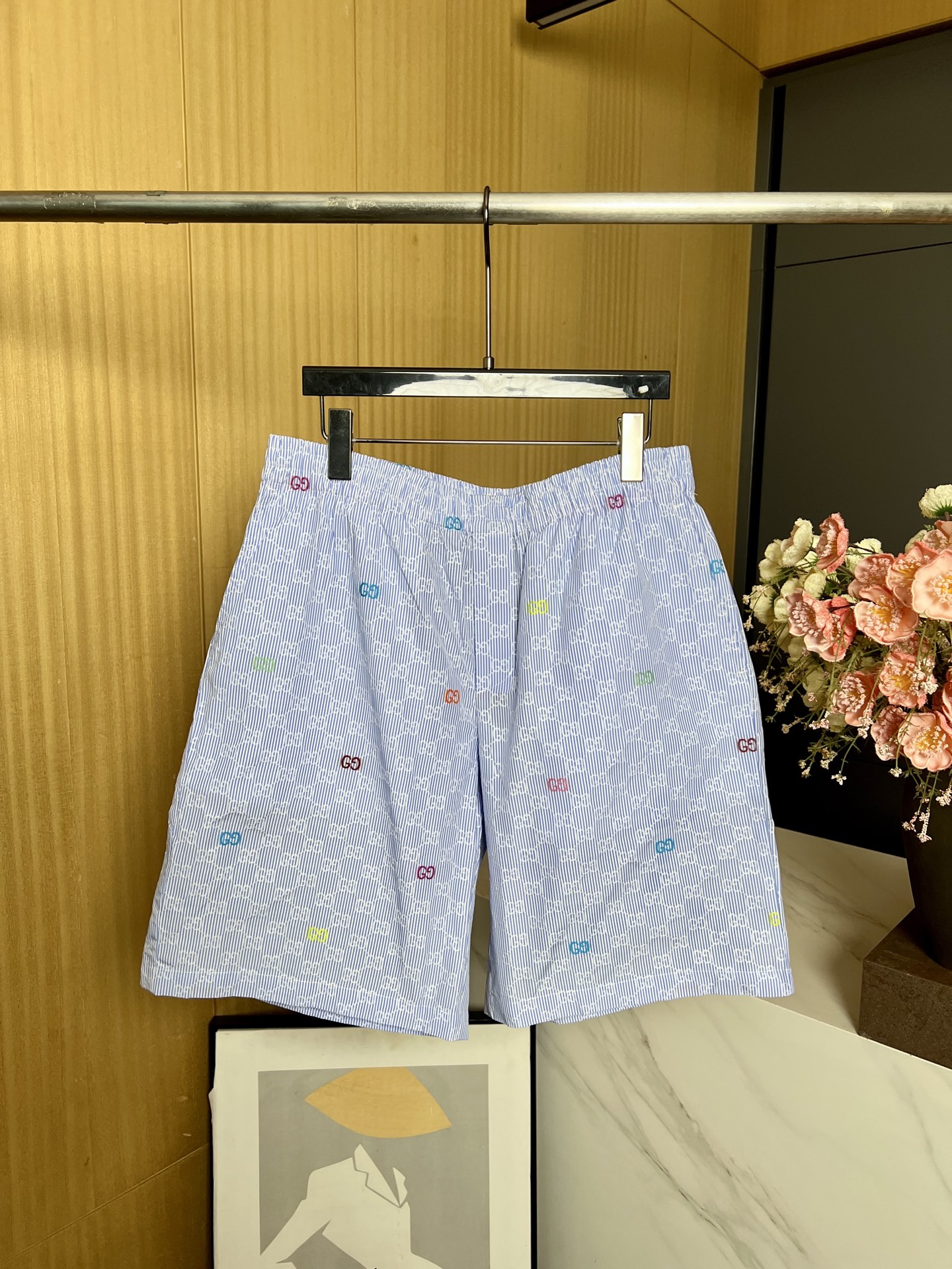 NO:456736,Men's Gucci Early Autumn New Striped Colored Double G Shorts, Embellished Multi-Color GG Cut Wire, Elastic Waist Headband Drawstring, Casual Style S M L XL,,gucci, shorts,alexander wang19860909男款Gucci 早秋新款 条纹彩色双G短裤、缀饰通体多色GG切丝、松紧腰头带抽绳、休闲版型 码数S M L XL,,gucci,shorts,alexander wang,Women's clothing