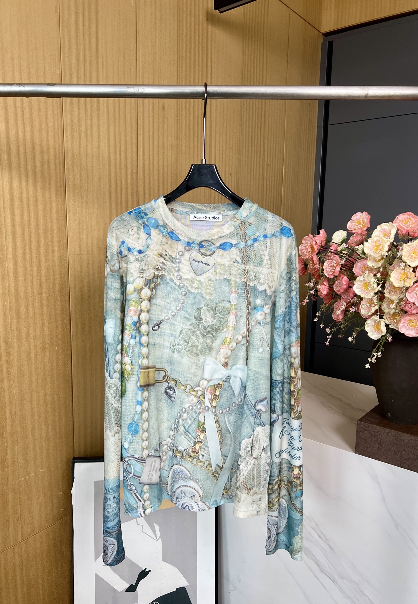 NO:465166,Acne studios Autumn and winter new lace 3D printed chain printed long sleeves, 3D printed mesh chain bow three-dimensional, silky silk silky silk fabric, comfortable and elastic fabric, casual style S M L, acne studios, dior, silk fabric, alexander wang19860909Acne studios 秋冬新款 蕾丝3D打印链条印花长袖、3D打印网纱链条蝴蝶结立体、绸缎一样丝丝滑滑穿着舒适高弹力面料、休闲版型 码数S M L,,acne studios,dior,silk fabric,alexander wang,Women's clothing