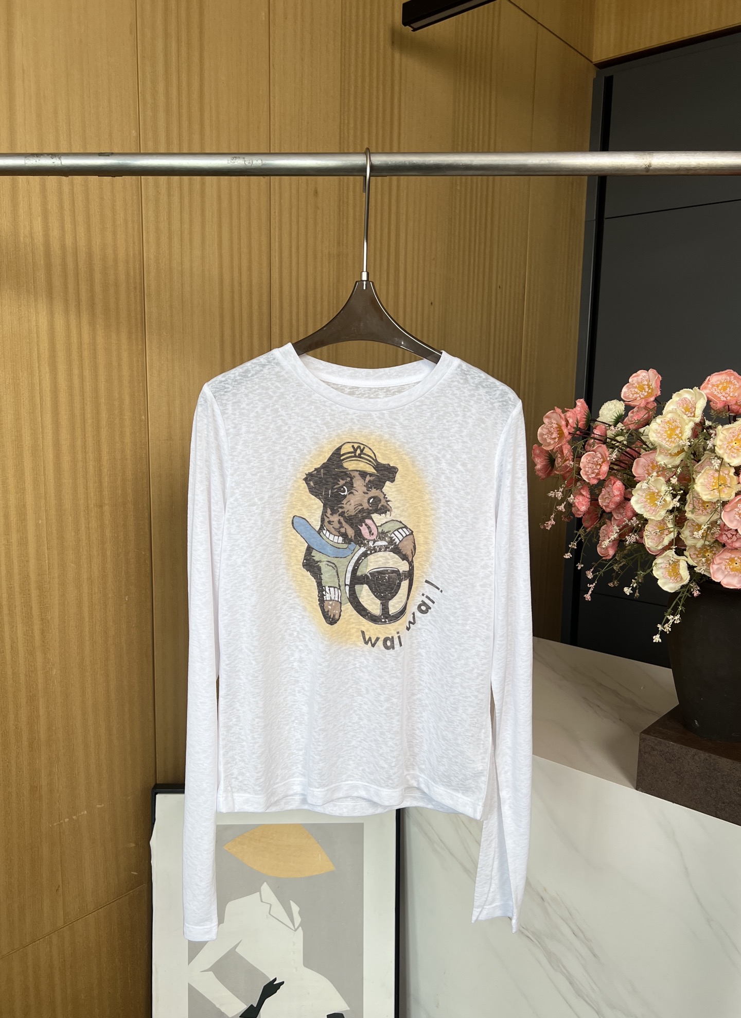 NO:465191,OPEN YY new early autumn style puppy printed long-sleeved T-shirt, ultra-thin style, cute puppy driving pattern on the chest, paired with wai wai letter embellishment, thin fabric, breathable and non-sultry, casual style S M L,,tees, t-shirt,alexander wang19860909OPEN YY 早秋新款 小狗印花长袖T恤、超薄款、胸前可爱小狗开车图案、搭配wai wai字母点缀、面料轻薄透气不闷热、休闲版型 码数S M L,,tees，t-shirt,alexander wang,Women's clothing